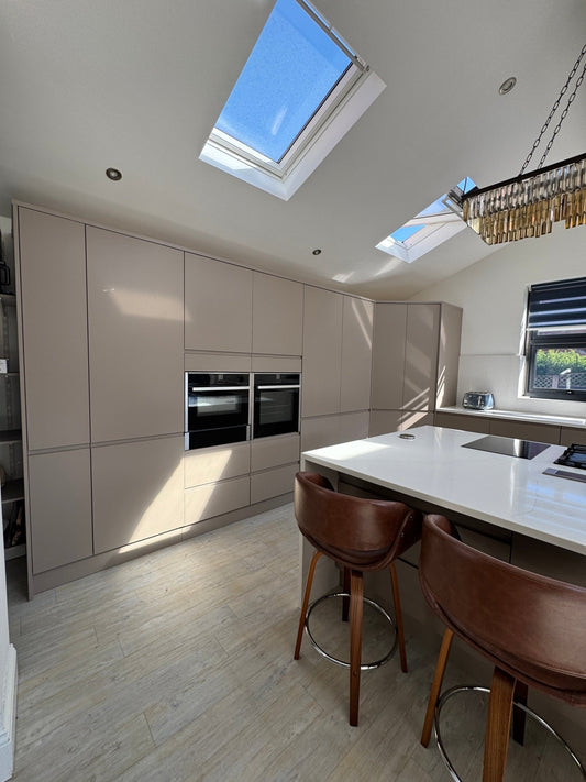 Why Kitchen Wrapping Is the New Trend in the UK | Casa Di Vinile - Casa Di Vinile